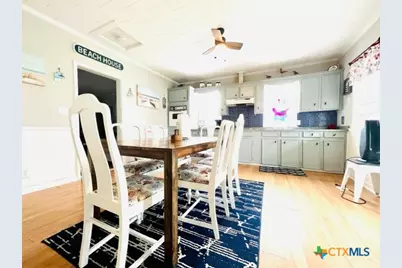 28 N Blackburn Avenue, Port Lavaca, TX 77979 - Photo 3