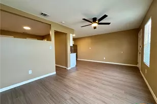 1409 N Bishop St, San Marcos, TX 78666 - Photo 3