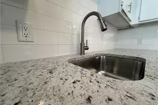 1409 N Bishop St, San Marcos, TX 78666 - Photo 5