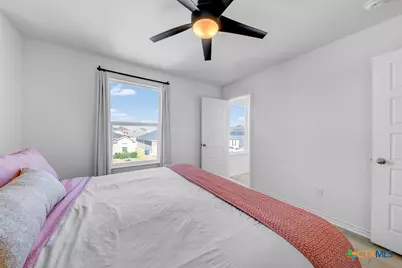 523 Deer Crest Drive, New Braunfels, TX 78130 - Photo 25