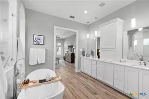 1623 Bussola, New Braunfels, TX 78132 - Photo 23