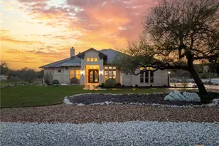1623 Bussola, New Braunfels, TX 78132 - Photo 3