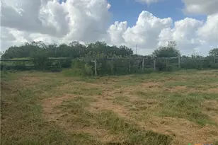 2647 Fm 3282, Gonzales, TX 78629 - Photo 25