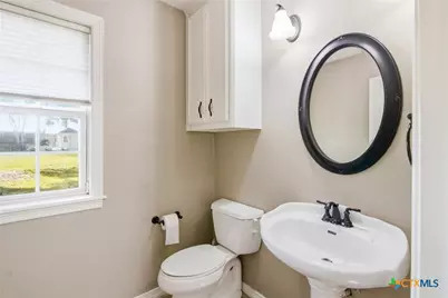 101 Creekridge Drive, Victoria, TX 77904 - Photo 29