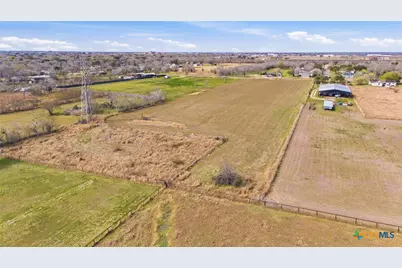 4107 Hanselman Road, Victoria, TX 77901 - Photo 7