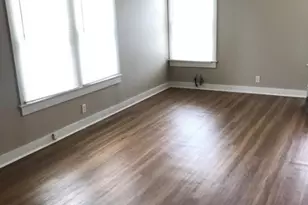 305 E Sabine St, Victoria, TX 77901 - Photo 3