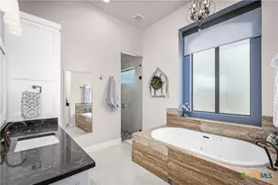 526 Cantera Ridge, New Braunfels, TX 78132 - Photo 15