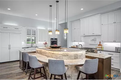 526 Cantera Ridge, New Braunfels, TX 78132 - Photo 9