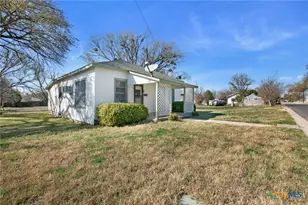 612 Brown St, Lampasas, TX 76550 - Photo 1