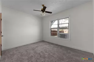 612 Brown St, Lampasas, TX 76550 - Photo 13