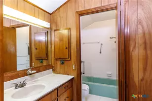 3603 US Hwy 90A E, Gonzales, TX 78629 - Photo 17