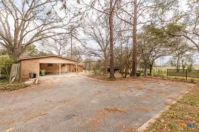 3603 US Highway 90A E, Gonzales, TX 78629 - Photo 21