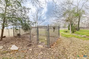3603 US Hwy 90A E, Gonzales, TX 78629 - Photo 23