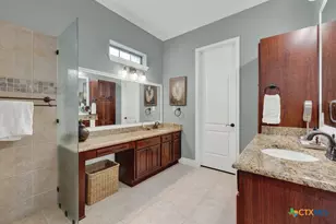 337 Lone Creek Cir, New Braunfels, TX 78132 - Photo 15