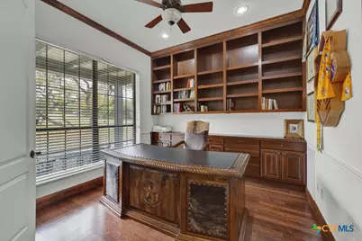 337 Lone Creek Circle, New Braunfels, TX 78132 - Photo 5