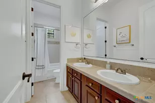 337 Lone Creek Cir, New Braunfels, TX 78132 - Photo 21