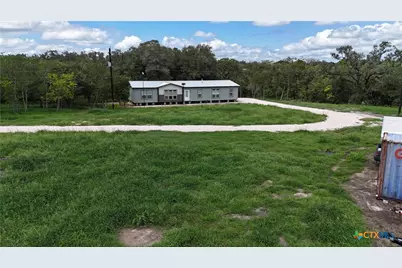 838 E. Oak St., Goliad, TX 77963 - Photo 15