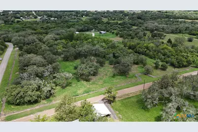 838 E. Oak St., Goliad, TX 77963 - Photo 7