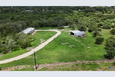 838 E. Oak St., Goliad, TX 77963 - Photo 9