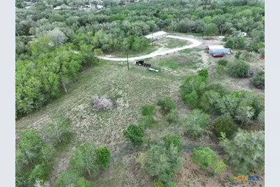 838 E. Oak St., Goliad, TX 77963 - Photo 37