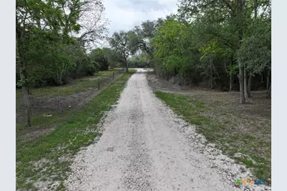 838 E. Oak St., Goliad, TX 77963 - Photo 47