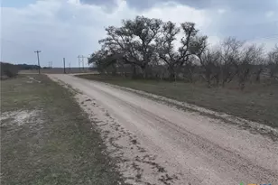 752 Lassman Rd, Goliad, TX 77963 - Photo 29