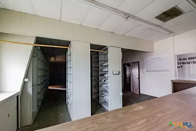 1301 N East Street, Victoria, TX 77901 - Photo 25