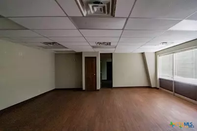 1301 N East Street, Victoria, TX 77901 - Photo 35