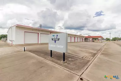 1301 N East Street, Victoria, TX 77901 - Photo 7
