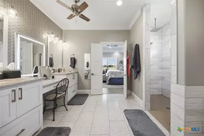 2244 W US Highway 90A, Hallettsville, TX 77964 - Photo 23