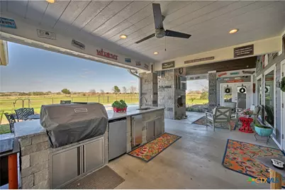 2244 W US Highway 90A, Hallettsville, TX 77964 - Photo 35