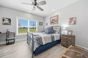 2244 W US Hwy 90A, Hallettsville, TX 77964 - Photo 27