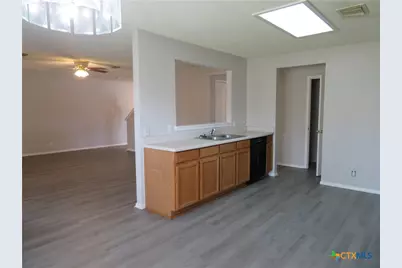 1093 Stone Branch, New Braunfels, TX 78130 - Photo 7