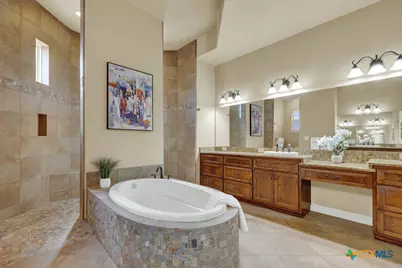 7607 Sky Loop, Garden Ridge, TX 78266 - Photo 7