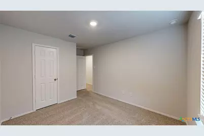 329 Dobson Drive, Killeen, TX 76549 - Photo 37