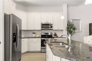 257 Club View, Seguin, TX 78155 - Photo 11