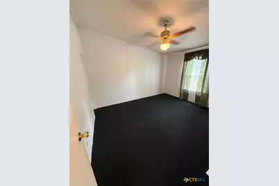 690 Cherry Ridge, Floresville, TX 78114 - Photo 13