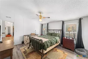 690 Cherry Ridge, Floresville, TX 78114 - Photo 19