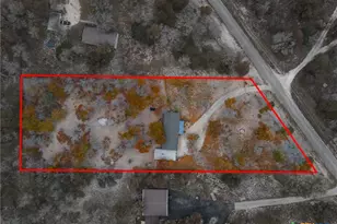 690 Cherry Ridge, Floresville, TX 78114 - Photo 3