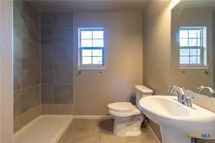 1614 Shady Ln, Belton, TX 76513 - Photo 29