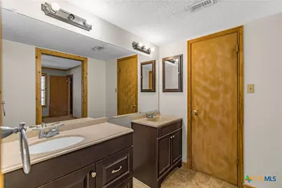 60 Ewing Road, Goliad, TX 77963 - Photo 15