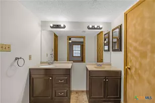 60 Ewing Rd, Goliad, TX 77963 - Photo 13