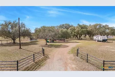 60 Ewing Road, Goliad, TX 77963 - Photo 3