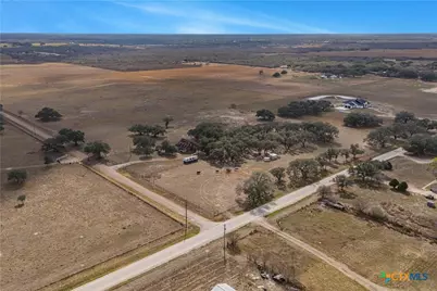 60 Ewing Road, Goliad, TX 77963 - Photo 25