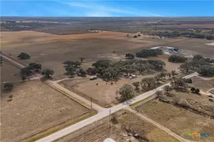 60 Ewing Rd, Goliad, TX 77963 - Photo 25