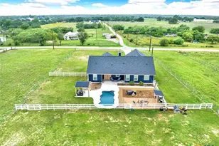 1474 Cr 342, La Vernia, TX 78121 - Photo 3