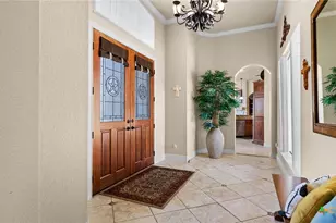 388 Scarlet Ct, Canyon Lake, TX 78133 - Photo 5