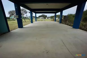 811 W Main St, Port O'Connor, TX 77982 - Photo 33