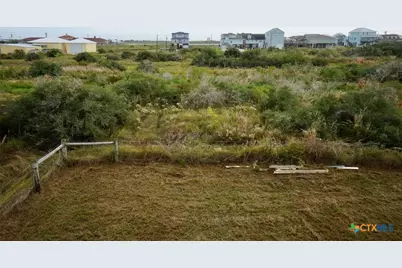 811 W Main Street, Port O'Connor, TX 77982 - Photo 13