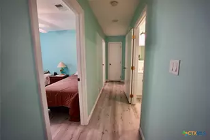 811 W Main St, Port O'Connor, TX 77982 - Photo 27